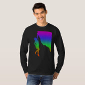 山の登山の影(レインボーカラー) Tシャツ (正面フル)