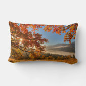 山の秋の森 ランバークッション (裏面)