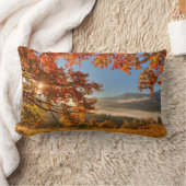 山の秋の森 ランバークッション (ブランケット)