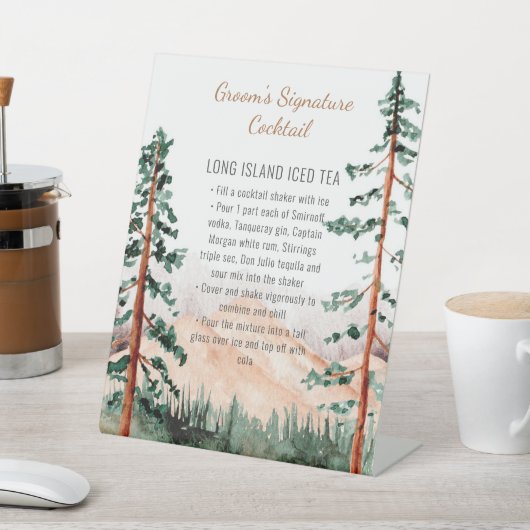 山の素朴風景の新郎のシグネチャーカクテル 台座サイン (インサイチュ)