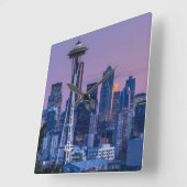 山の背後にレイニア。 スクエア壁時計 (傾斜)