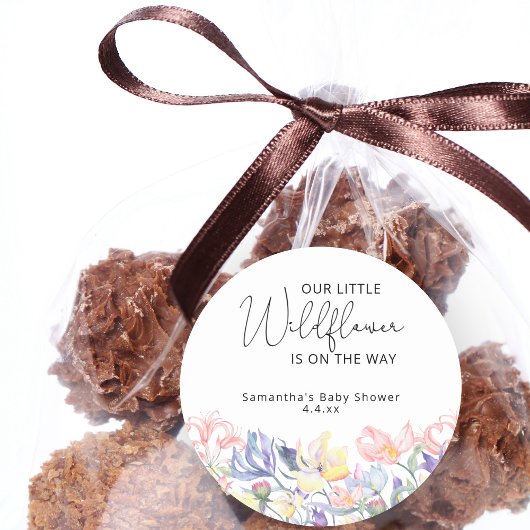 山の花が少し咲いている ラウンドシール