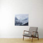 山の転が層を通る神秘的な霧 タペストリー (インサイチュ(横))