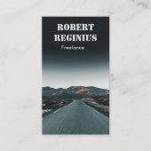 山の近くの道路 名刺 (正面)