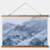 山の雪と霧 吊り下げ型タペストリー (正面)