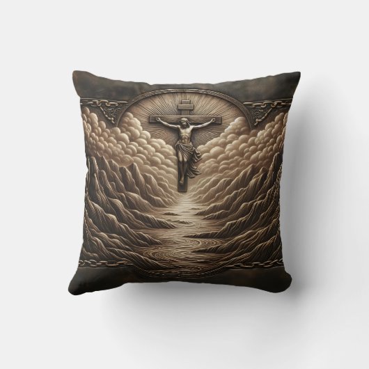 山の風景の上に威厳のある十字架 クッション (裏面)