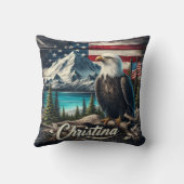 山の風景の中に突き出たハゲのワシ クッション (裏面)