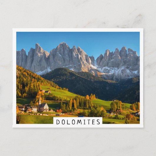 山の風景を持つ教会と村 ポストカード (正面)