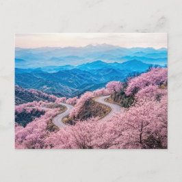 山の風景を貫く道と満開の桜 シーズンポストカード