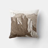 山の風景グレーモダン表示 クッション (裏面)