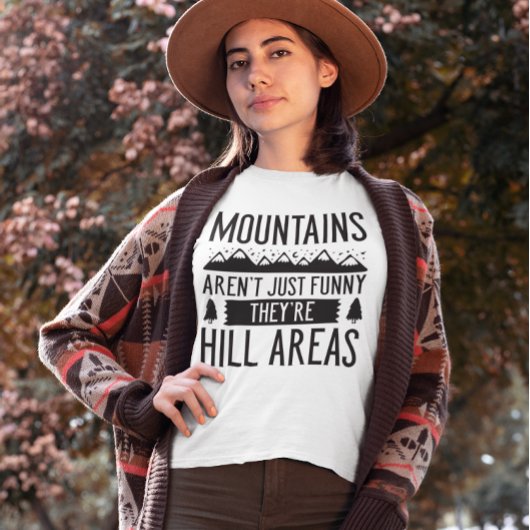 山は丘陵地帯 Tシャツ