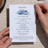 山または小屋またはキャンプでの独身最後の週末 招待状