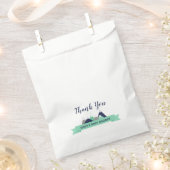 山をテーマにした赤ちゃんシャワーのお気に入りバッグ フェイバーバッグ (クリップ留めされた状態)