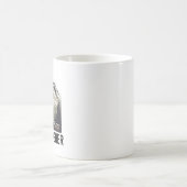山を登るハイカー コーヒーマグカップ (中央)