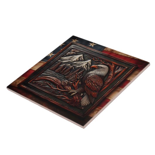 山を背景にした鷲の彫刻 タイル (側面)