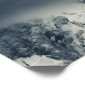 山を覆う闇と雲 ポスター (角)