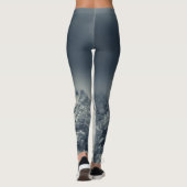 山を覆う闇と雲 レギンス (裏面)