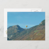 山を越える風船 ポストカード (正面/裏面)