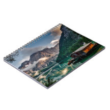 山イタリアン湖の風景の写真