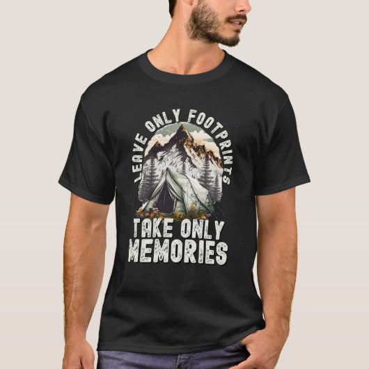 山キャンプ 足跡だけ残して Tシャツ (正面)