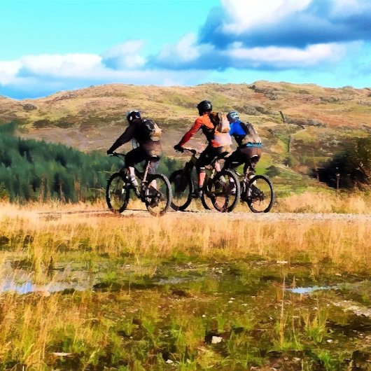 山サイクリング 缶バッジ