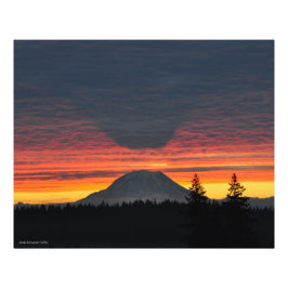 山レイニアとその影の大きな形式 フォトプリント           