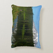 山レイニアレイクリフレクションとワイルドフラワー アクセントクッション (裏面(縦))