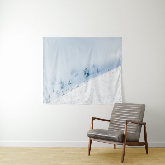 山凍っていの中の木々 タペストリー (インサイチュ(横))