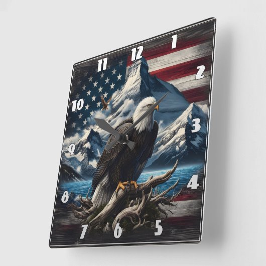 山威厳のあるとアメリカ国旗の上のワシ スクエア壁時計 (傾斜)