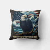 山威厳のあると旗で覆われたワシ クッション (裏面)