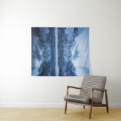 山威厳のあるの反射Fusine湖，イタリア タペストリー (インサイチュ(横))