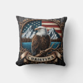 山威厳のある景色を見下ろすワシ クッション (正面)