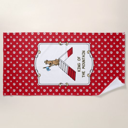 山犬の敏捷性のチャンピオンキングおもしろい ビーチタオル (正面)