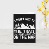 山登り 面白い その道は地図ではあんなに平らに見えたのに カード (黄色い花)