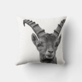 山羊座の白黒森林動物の写真 クッション (裏面)