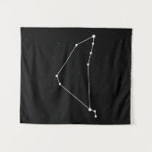 山羊座の(占星術の)十二宮図の星座のモダンな黒及びほんの少し タペストリー (正面(横))