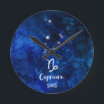 山羊座の(占星術の)十二宮図の星座の銀河系の空のモノグラム ラウンド壁時計<br><div class="desc">トレンディーの山羊座の(占星術の)十二宮図の星座の銀河系の空のモノグラムのデザインは原稿のフォント、濃紺の天の水彩画の背景の質、白熱［赤熱］光を放つな星の星座および海のヤギの記号にブラシをかけました。 モダンで占星術のな印の誕生の占星術は、12月22日からのあらゆる山羊座の誕生日のために完全- 1月19日です! 任意モノグラムのな最初中間および名字の大文字を使って(または消すためにそれを残して下さい)。 女の子のための素晴らしいギフトをか男の子、家族、十代の若者たち、妻、夫、友人および占星術の恋人作ります。 宇宙宇宙の夜空の時計! 

~の点検このデザインを特色にすることを全体のベビーのコレクションを見る私の店!</div>