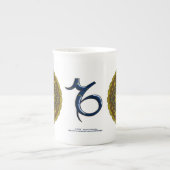 山羊座マンダラスペシャリティマグ ボーンチャイナマグカップ (正面)