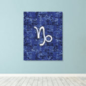 山羊座〔占星術の〕十二宮図サインオンネイビーブルーデジタル迷彩柄 キャンバスプリント (インサイチュ (ウッドフロア))