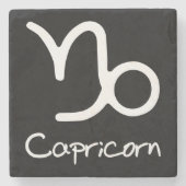山羊座〔占星術の〕十二宮図サインオンブラックバックグラウンド ストーンコースター (正面)