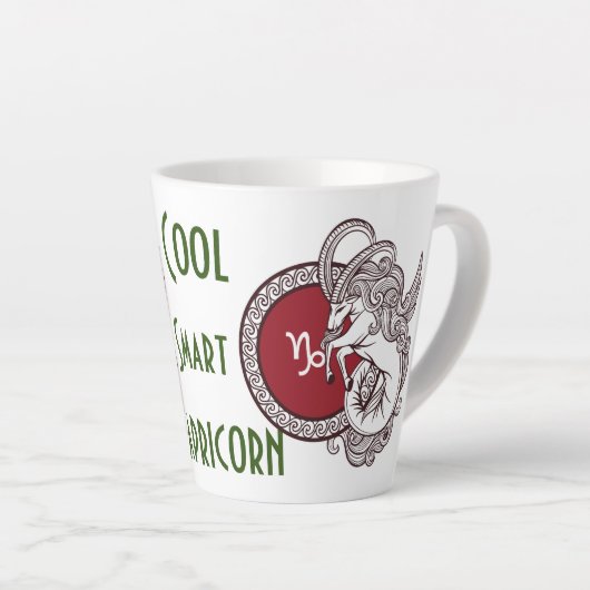 山羊座〔占星術の〕十二宮図サインパーソナライズされたコーヒーマグ カフェラテマグ (右アングル)