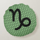 山羊座〔占星術の〕十二宮図シンボル標準by K Yoncich ラウンドクッション (裏面)