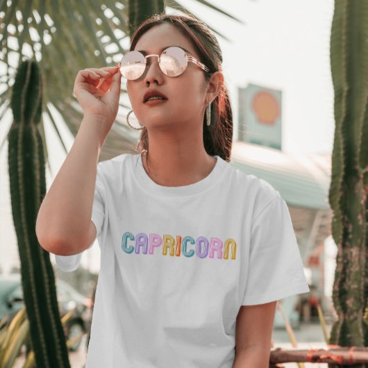 山羊座 誕生日 現代 カラフル シンプル Tシャツ
