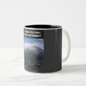 山聖ヘレン火山国家記念碑 ツートーンマグカップ (正面右)