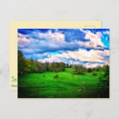 山腹の牧草地の明るい葉書 ポストカード (正面/裏面)