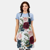 山花とひまわり模様モノグラム（白） エプロン (着用した状態)