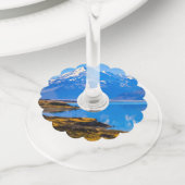 山調理師オーバールッキング湖プカキ， NZ ワイングラスタグ (クローズアップ)