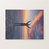 山頂に勝ち誇った激励の女性 ジグソーパズル (横)