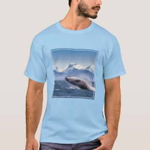 山 アラスカ、ホエールグレイシャーベイのブリーチング Tシャツ