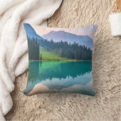 山 |ユホ国立公園（ブリティッシュコロンビア州） クッション (ブランケット)